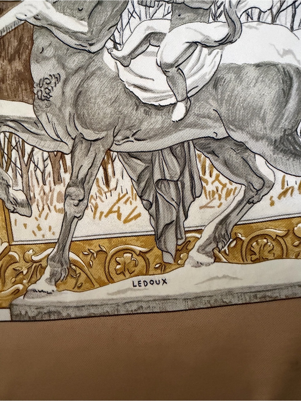 Hermes L’hiver Silk Scarf. - Picture 11 of 16